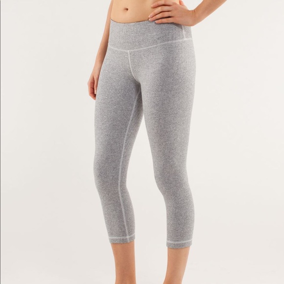 Lululemon Wunder Under Crop Herringbone White Black Size 6 - Picture 3 of 15